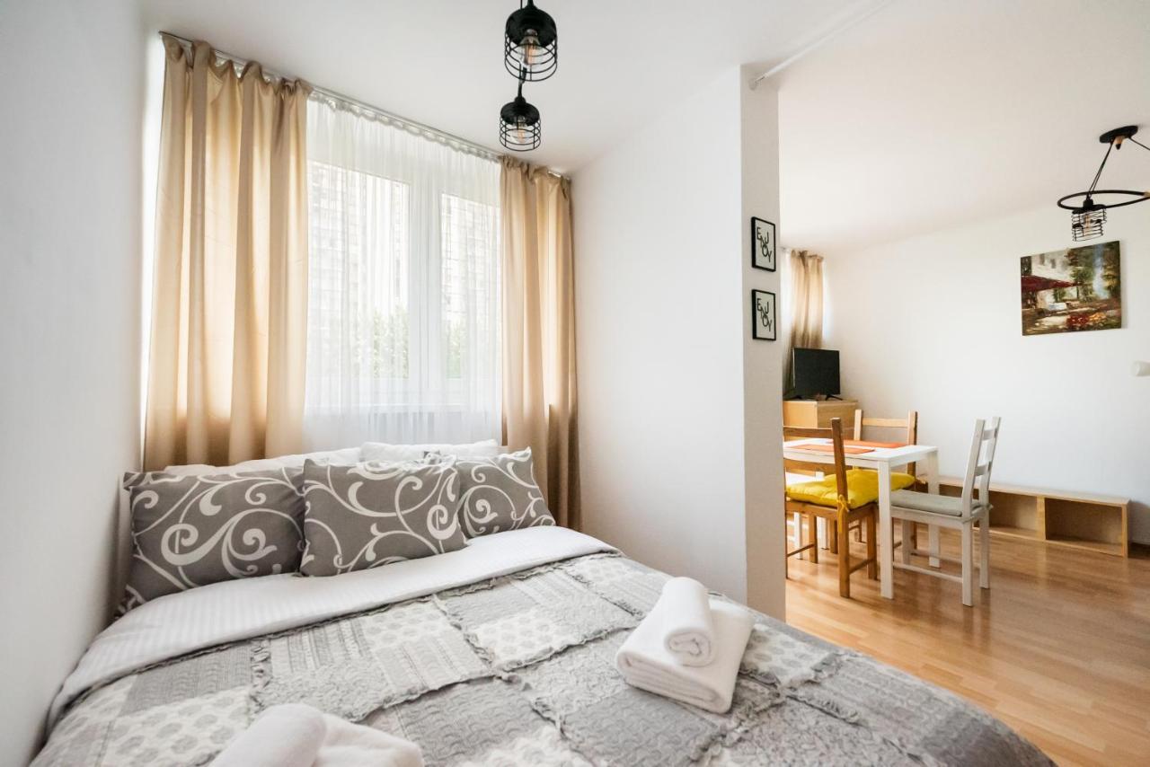 Graniczna Standard Apartment Warsaw Exterior photo